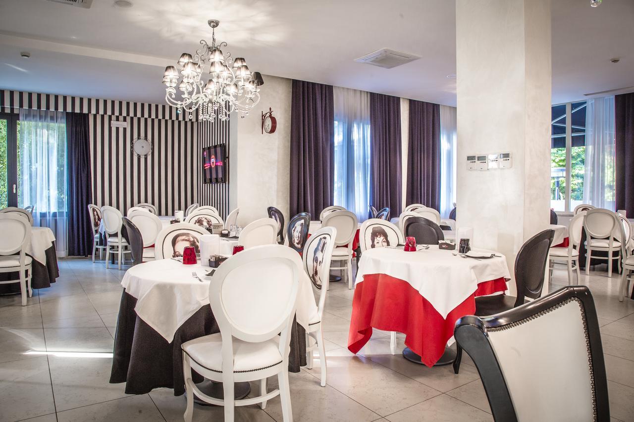 Hotel Le Cinema Gatteo a Mare Εξωτερικό φωτογραφία