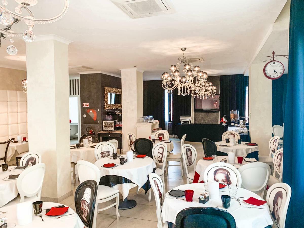 Hotel Le Cinema Gatteo a Mare Εξωτερικό φωτογραφία